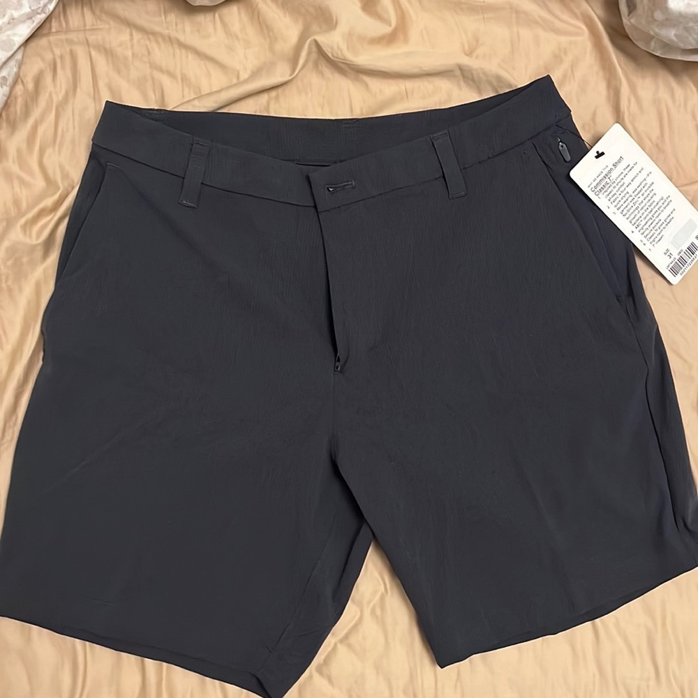 Lululemon Mens Commission Short 31
